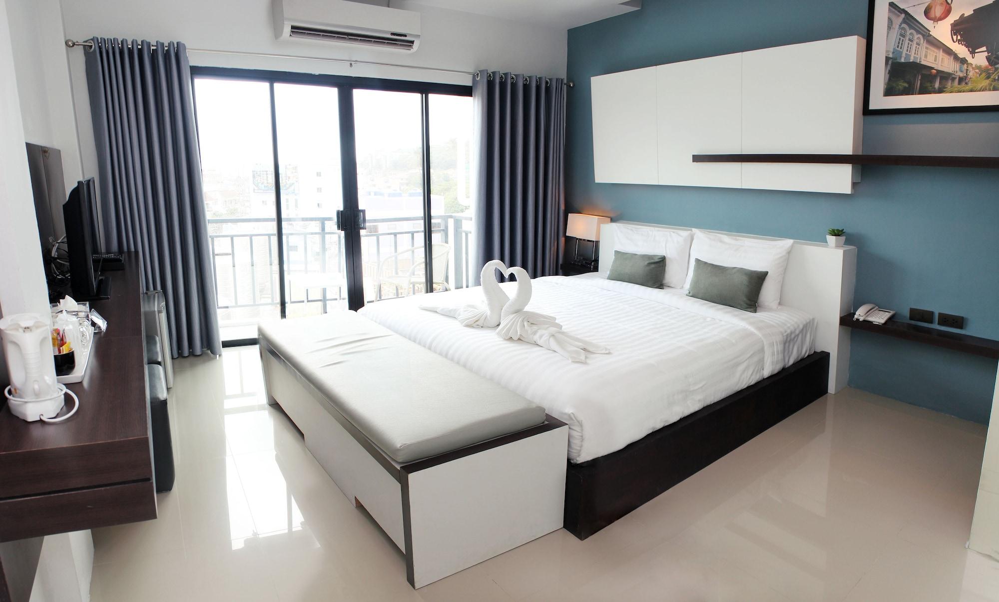 Hotel The Artist House à Patong Extérieur photo